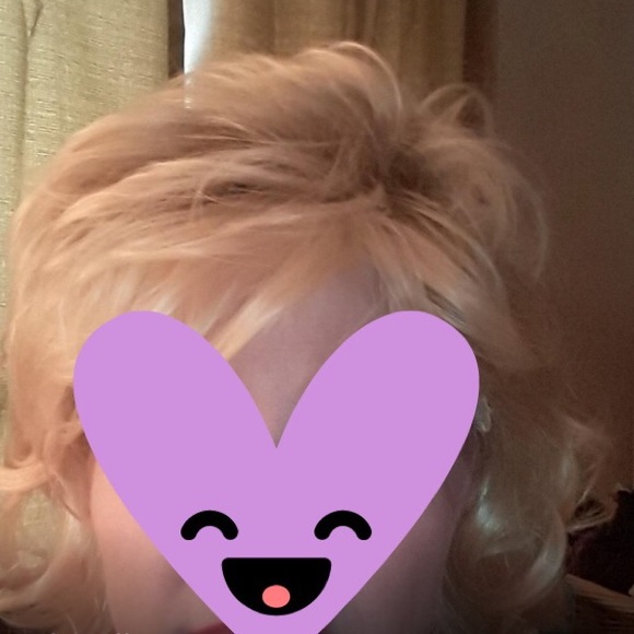 Blonde margarie jean full Cap Wig? main image 7